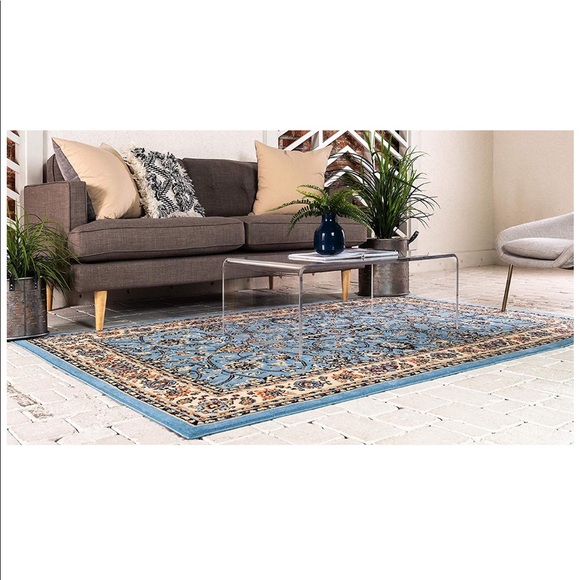 Traditional Area Rug Light Blue Floral 4’ x 6’ - Picture 3 of 8